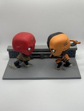 Funko POP Heroes 336 DC Comic Moments Red Hood vs Deathstroke Nuevo en caja