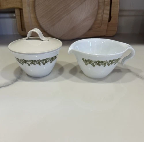 Vintage Pyrex Corning Spring Blossom Crazy Daisy Creamer &Sugar Bowl (w/lid)Set