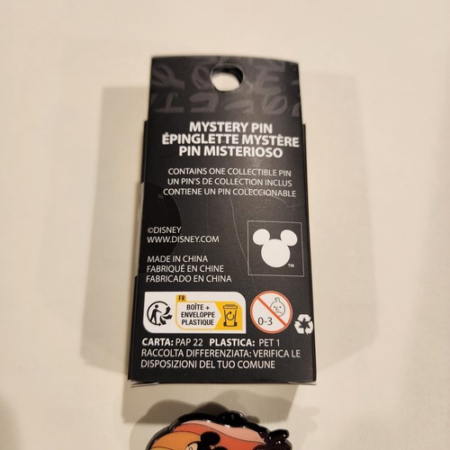 Loungefly Disney Mickey Mouse & Friends Mickey Sonnenuntergang Strand Blindbox Pin geöffnet - Bild 8 von 9