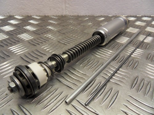 Kawasaki ZX6R 600 SHOWA BP Fork Internal cartridge 2009 to 2016 - Picture 2 of 4