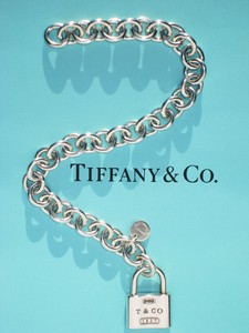 Tiffany-amp-Co-Sterling-Silver-1837-Padlock-Charm-Bracelet