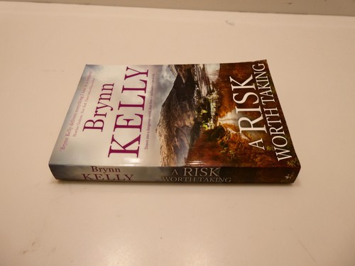 A Risk Worth Taking by Brynn Kelly (Paperback, 2018) - Picture 2 of 3