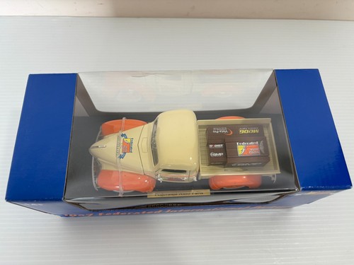 2010 Ltd Ed Federated Auto Parts International Pickup Orig Box 25th Anniversary - Picture 3 of 9