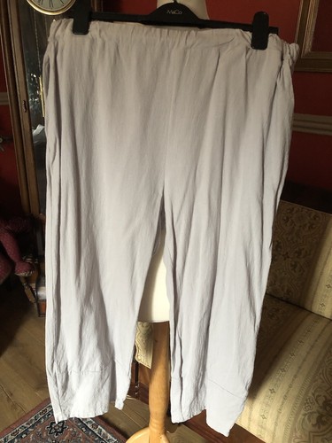 SUMMER CROP PANTS 23”LEG GREY LINEN ELASTIC WAIST CASUAL HOLIDAY EASY WEAR - Picture 2 of 5
