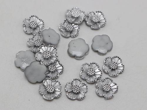 200 piezas cabujones de flores plateados con respaldo plano acrílico punteado estrás 11 mm - Imagen 3 de 7