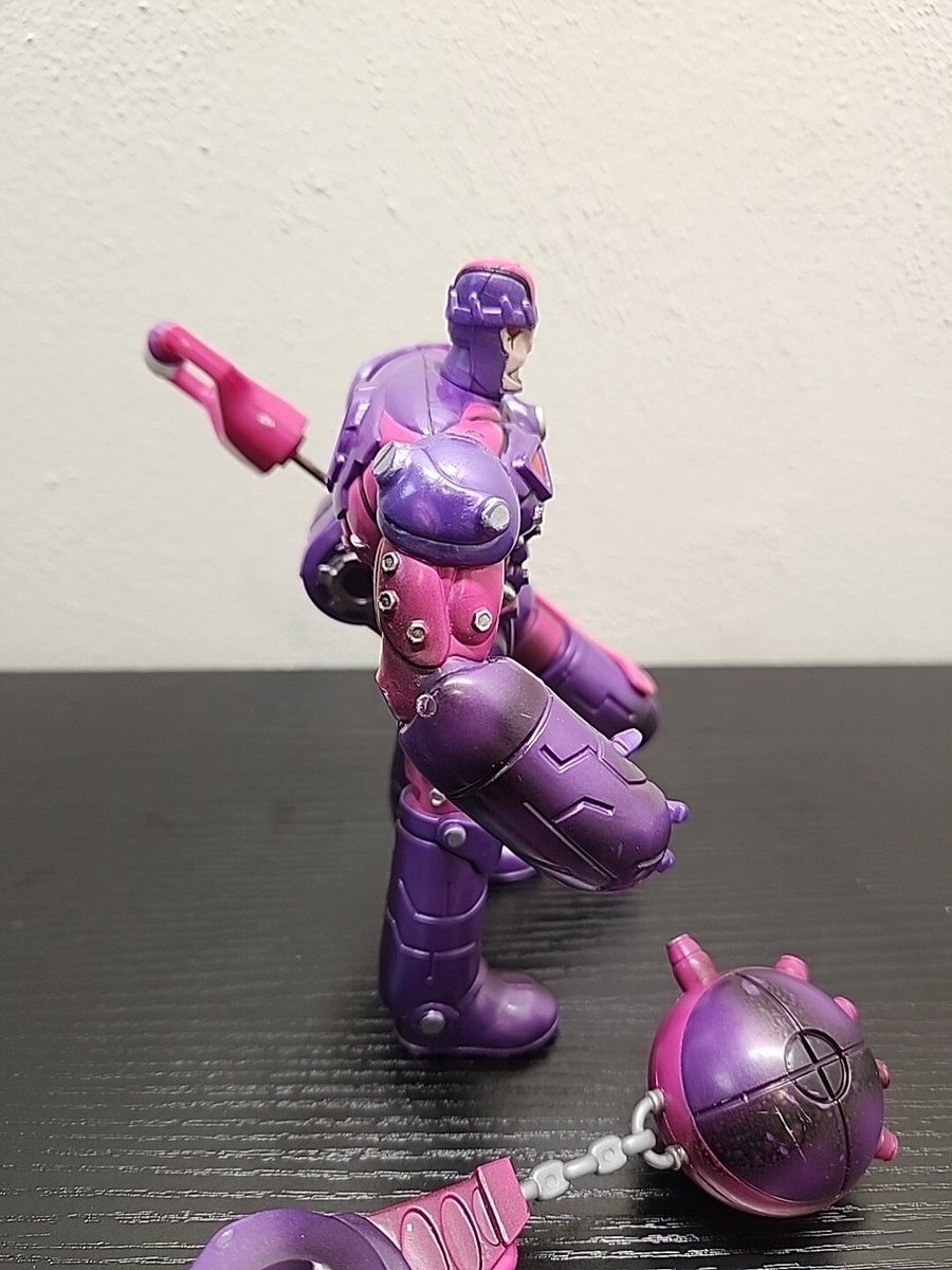 Vintage Marvel X-Men Water Wars Sentinel Test Robot Figure 1997 