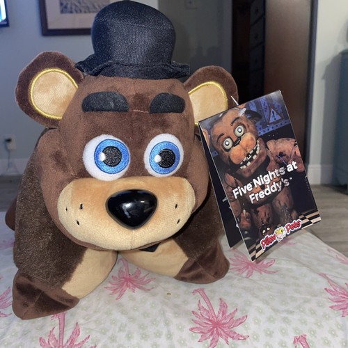 Five Nights at Freddy's Freddy Fazbear Almohada Mascota Peluche Juguete Marrón - Imagen 2 de 13