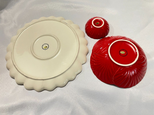 RED AND YELLOW FLOWR shaped plates, salad and condiment bowls. Fun & colorful! - Picture 3 of 8