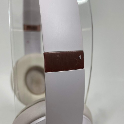 Beats Solo4 Wireless On-Ear Bluetooth Headphones Cloud Pink A3140 - Picture 11 of 17
