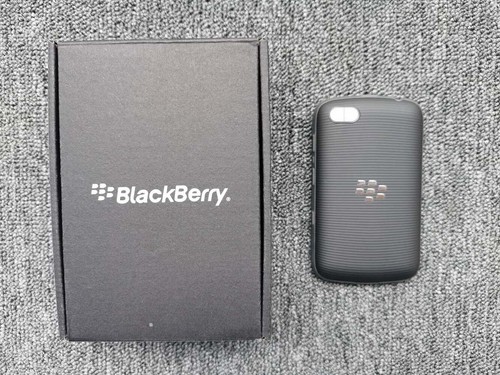 BlackBerry 9720 (Unlocked) 3G WIFI 5MP Camera FM Radio GPS Black/White Cellphone - 第 3/12 張圖片