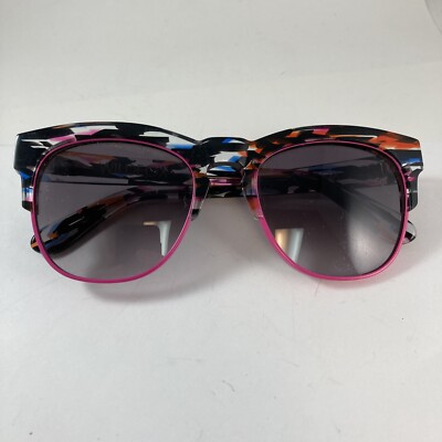 Wildfox Clubfox Colorful Cat-Eye Sunglasses With Spitfire Case