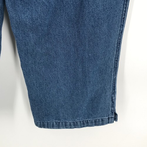 First Issue Liz Claiborne Womens Pants 10 Blue Denim Jeans Capri Pockets - Picture 19 of 22