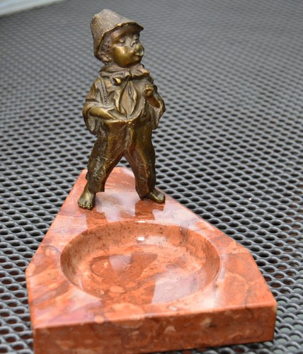 Wiener Bronze Figur Knabe mit Marmor Schale - Bild 2 von 5