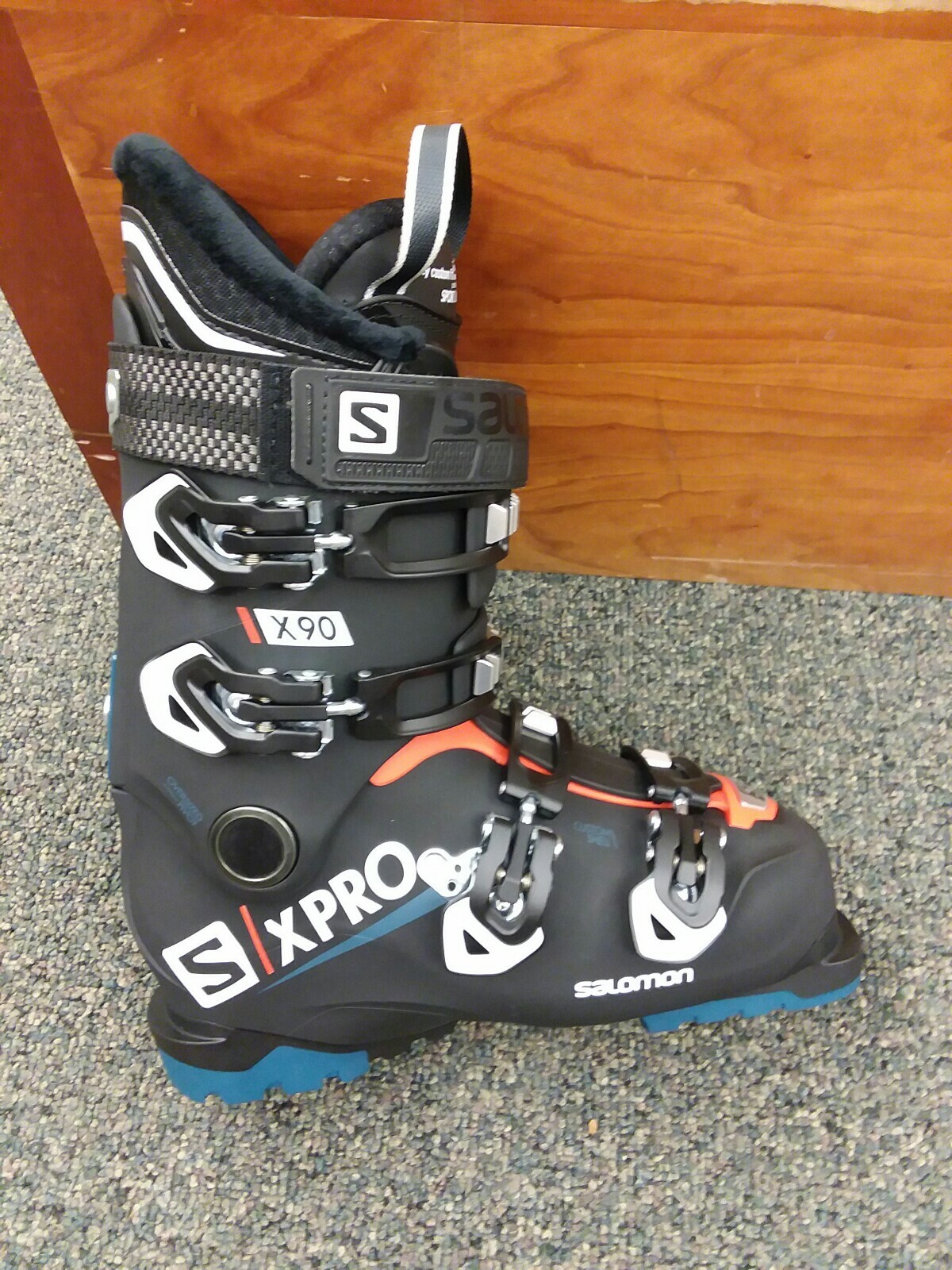 Salomon X Pro 90 Ski Stiefel - 25.5 (US 7.5) Salomon X Pro 90 Ski Stiefel - 25.5 (US 7.5)