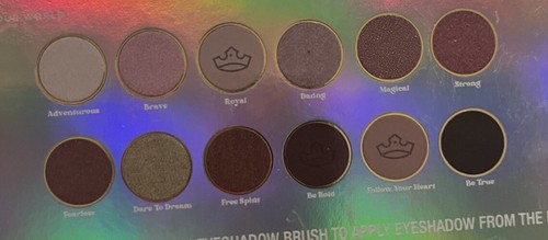 4 CONJUNTOS -JUEGO DE BELLEZA PRINCESA DISNEY CON BROCHAS DE MAQUILLAJE, LICUADORAS Y SOMBRAS DE OJOS - Imagen 8 de 13