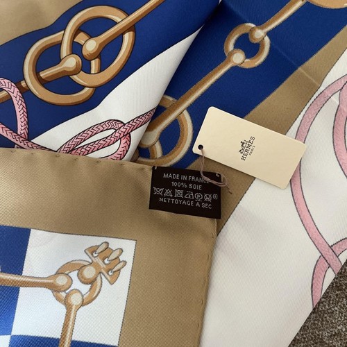Hermes Scarf Cliquets From Japan - Picture 5 of 5