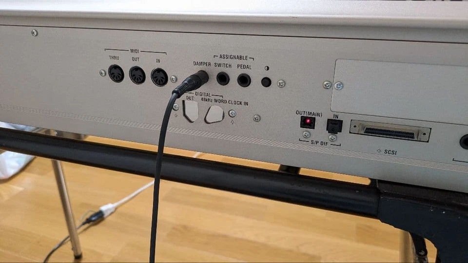 Korg Triton Studio 88 V2 Workstation Synthesizer w/ Genuine Damper Pedal Japan - Image 2 of 4