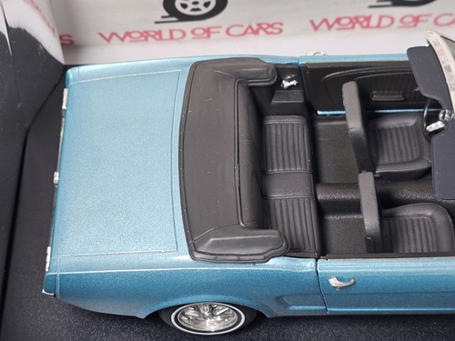 Revell 1:18 Ford Mustang - Picture 5 of 7