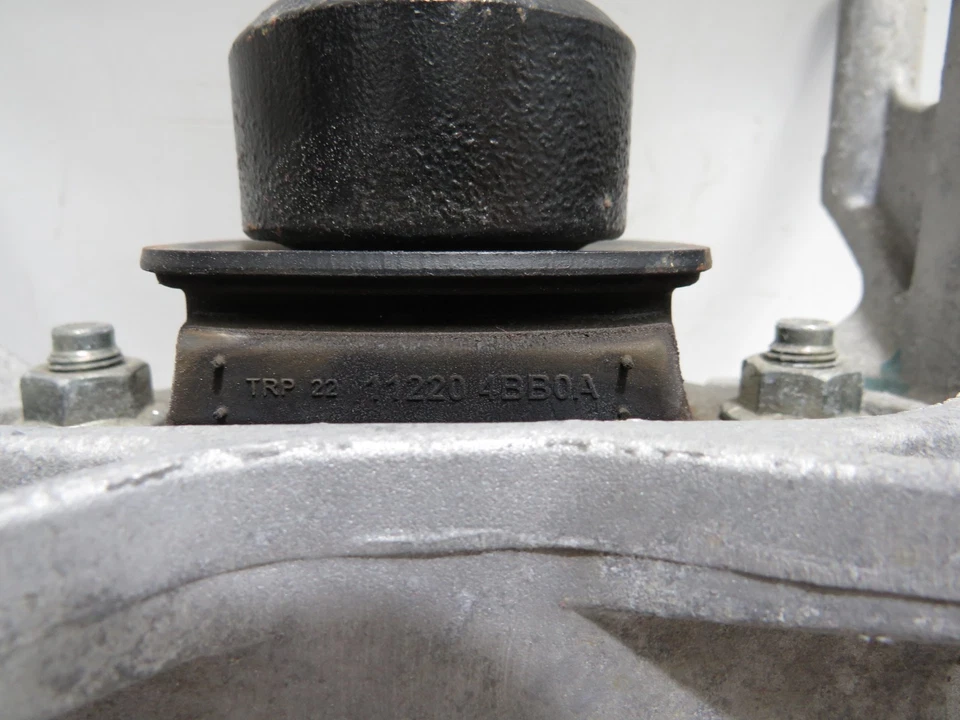 NISSAN QASHQAI J12 2021-24 NEARSIDE TOP GEARBOX MOUNT (1.3l 16v MHEV)      S3447 - Image 4 of 4