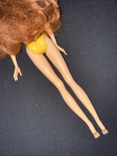 Disney Store BELLE Puppe Die Schöne und das Biest gerade Arme Seitenblick Ohrringe - Bild 7 von 9