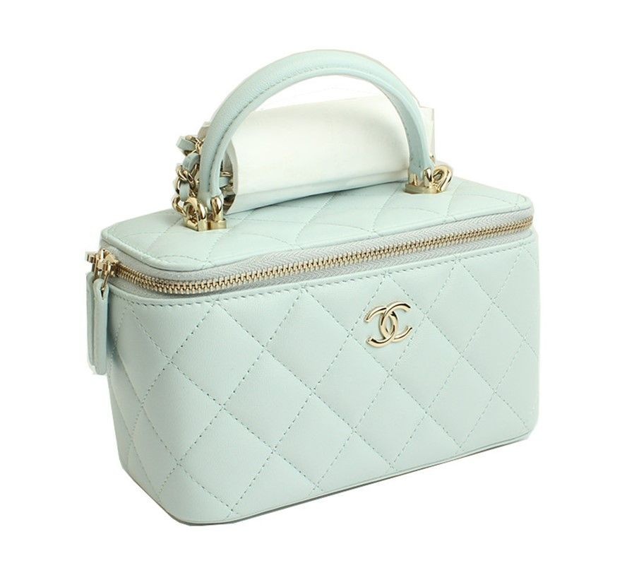 CHANEL Vanity Cosmetic Sky Blue Top Handle Crossbody Bag 31 CHANEL Vanity Cosmetic Sky Blue Top Handle Crossbody Bag 31