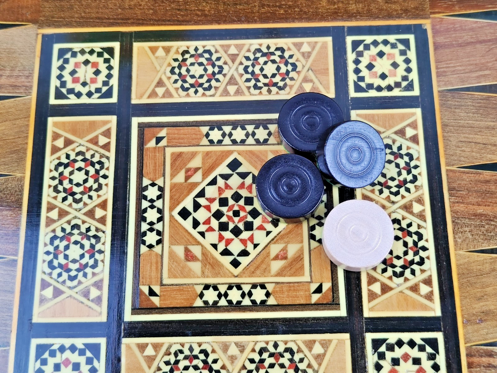 Foto 1 di 13