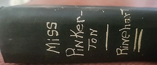 Miss Pinkerton von Mary Roberts Rinehart 1932 Vintage Buch Ex-Bibliothek Hardcover - Bild 3 von 6