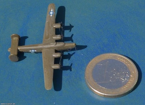 NUEVO Tamiya 1/700 WW2 US Navy GATO Sub, Sub Chaser No. 13, USAF B-24 LIBERATOR - Imagen 18 de 18