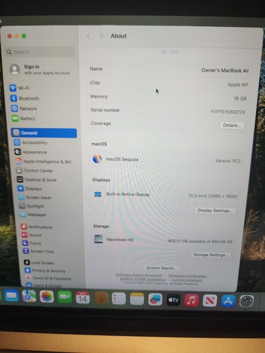 MacBook Air (M1, 13.3-inch, 2020) - 16GB RAM / 1TB SSD - Space Gray - Picture 5 of 8