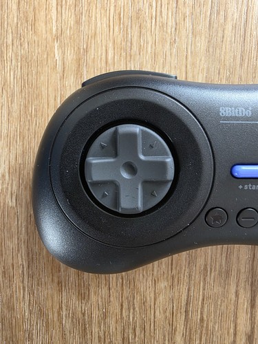 8BitDo M30 Bluetooth Gamepad - Black - Picture 4 of 8