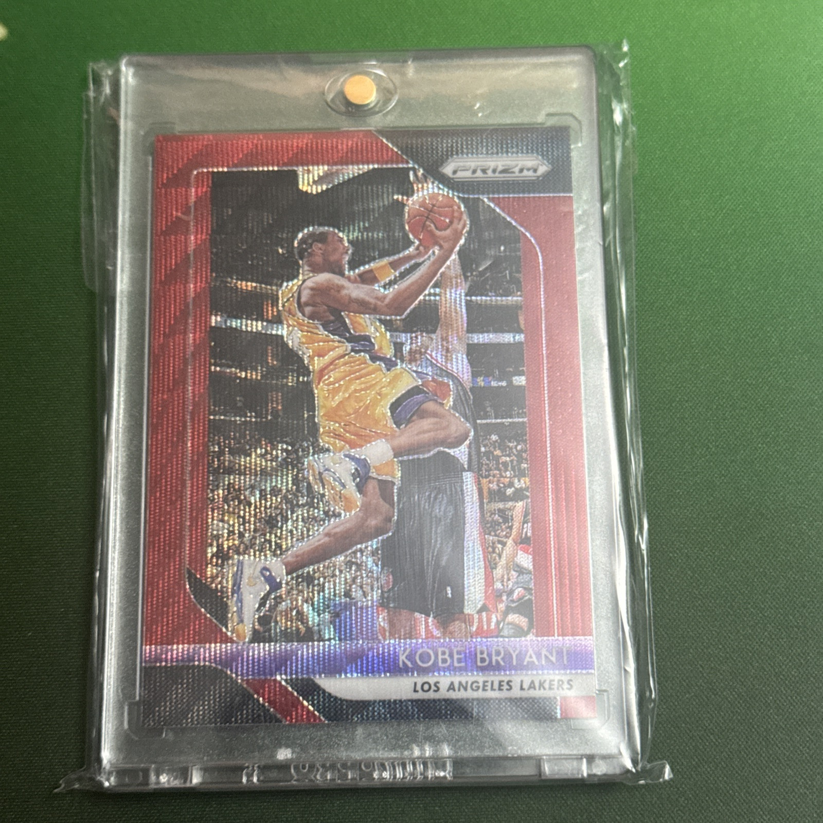 2018-19 Panini Prizm Kobe Bryant RARE RUBY RED WAVE SP REFRACTOR LAKERS!