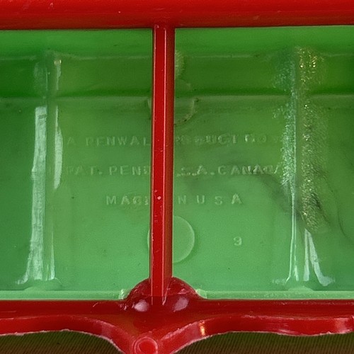 Renwal Green Sofa Vintage Dollhouse Furniture Plastic 5" - Picture 9 of 9