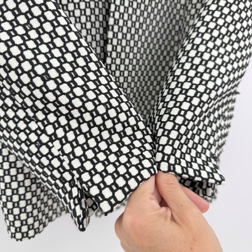 Jones Studio Separates Petite Blazer Black White Geometric Career Jacket Sz 4P - Picture 6 of 10