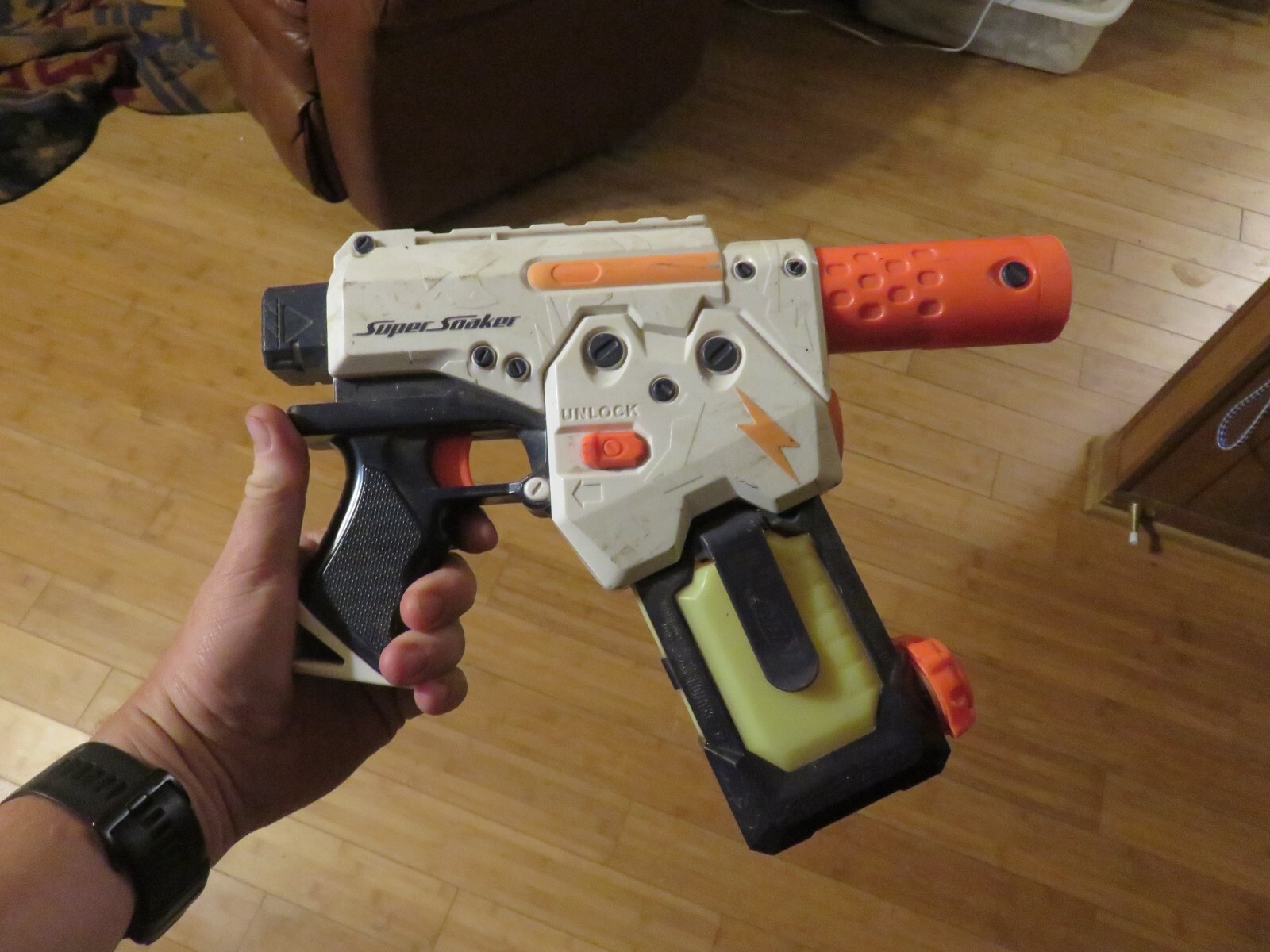 Nerf Super Soaker Thunderstorm de colección con cartucho de agua