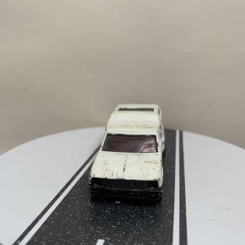 Hot Wheels Minitrek 1980 Toyota Truck RV Camper White/Red w/BW - 1/64 As-is - Picture 12 of 17