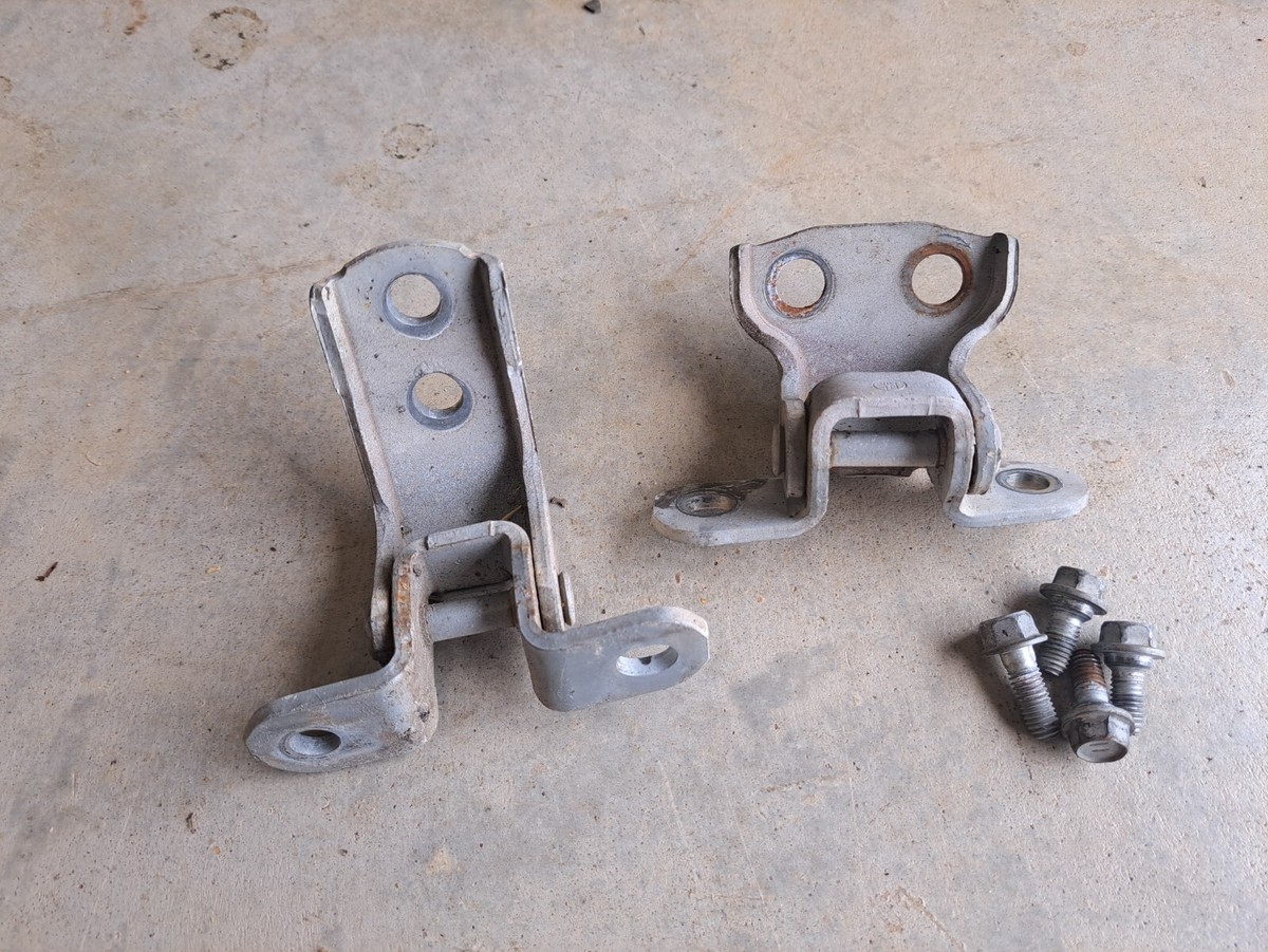 00-05 Toyota MR2 Spyder ZZW30 OEM Front Right Passenger RH Door