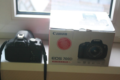 canon eos 700d mit kit-zoom-objektiv efs ef-s 18-55 mm IS STM