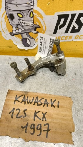 SUPPORT ETRIER DE FREIN AVANT KAWASAKI 125 KX 1997 - Imagen 2 de 4