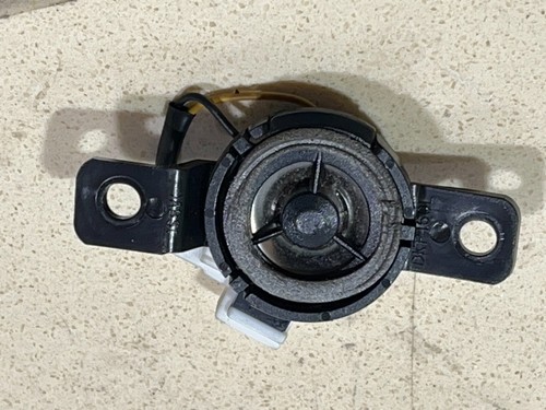 KIA SOUL 2010 DASHBOARD SPEAKER TWEETER RIGHT SIDE 96310-2K100 /2008-14 - Picture 2 of 6