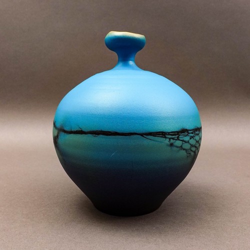 Tom Krueger 2005 Signed Air Brushed Raku Studio Pottery Vase 7" - Picture 4 of 10