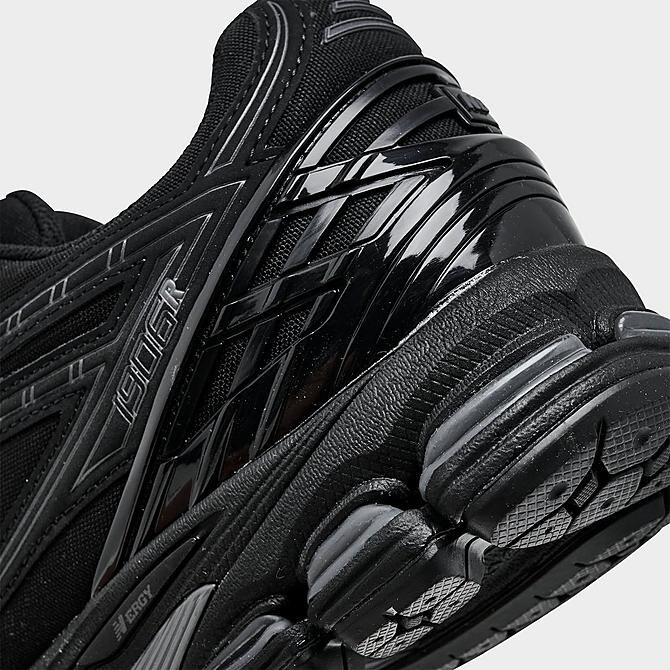 ★New Balance★ 1906R Triple Black Grey New Balance Crafts a Stealthy 1906R in Black and Grey