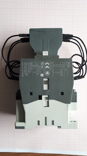Contacteur ABB UA30-30-10RA Bouts Bobine 230 Vca , 30 Kvar -400 V, Avec No - Picture 2 of 5