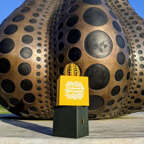 Yayoi Kusama "Pumpkin (Yellow)" - Picture 2 of 2