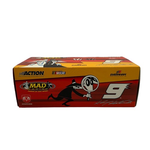 Spy vs Spy Mad Magazine 2004 Dodge Intrepid Kasey Kahne #9 Diecast NASCAR 1:24 - Picture 4 of 12