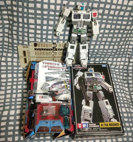 Takara Transformers MasterPiece MP-2 Ultra Magnus White Cybertron Commander 100% - Bild 1 von 9