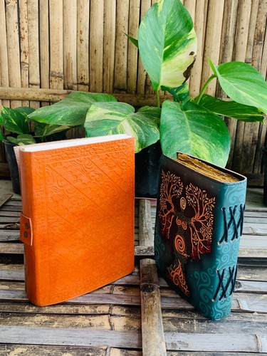 Combo Leather Diary Handmade Embossed Leather Journal With Blue Stone - Picture 5 of 6