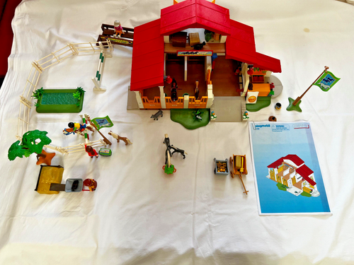 Playmobil Reiterhof 4190 viel Zubehör guter Zustand mit BA o. OVP - Bild 2 von 19