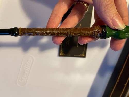 Geek Gear Wizardry Harry Potter Alpha Wand 13 &3/4" Acromantula Hair/Willow Wood - Picture 4 of 4