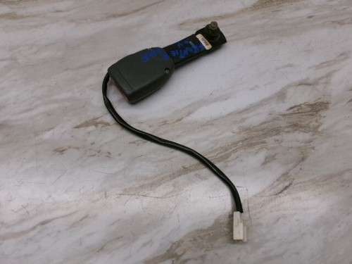 868439Z494 02 03 04 Nissan Xterra Frontier Left Front Seatbelt Seat Belt Buckle - Picture 8 of 10