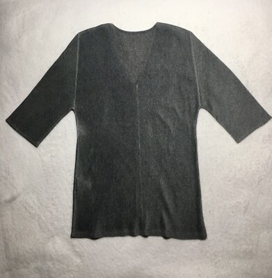 ISSEY MIYAKE PLIATS PLIASE トップス　半袖 Issey Miyake PLIATS PLIAS Pleats Pl Size 3 Gray V Neck Short
